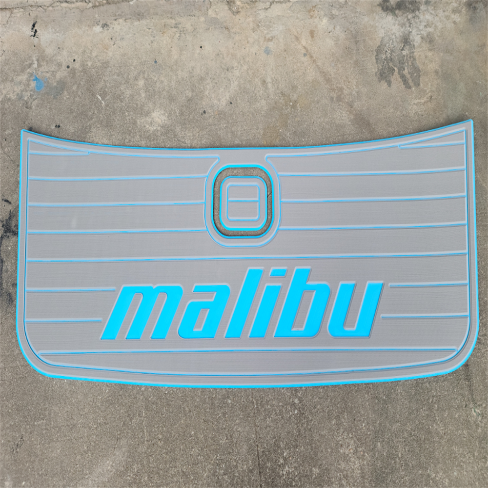 2005 Malibu 23 LSV Swim Platform 